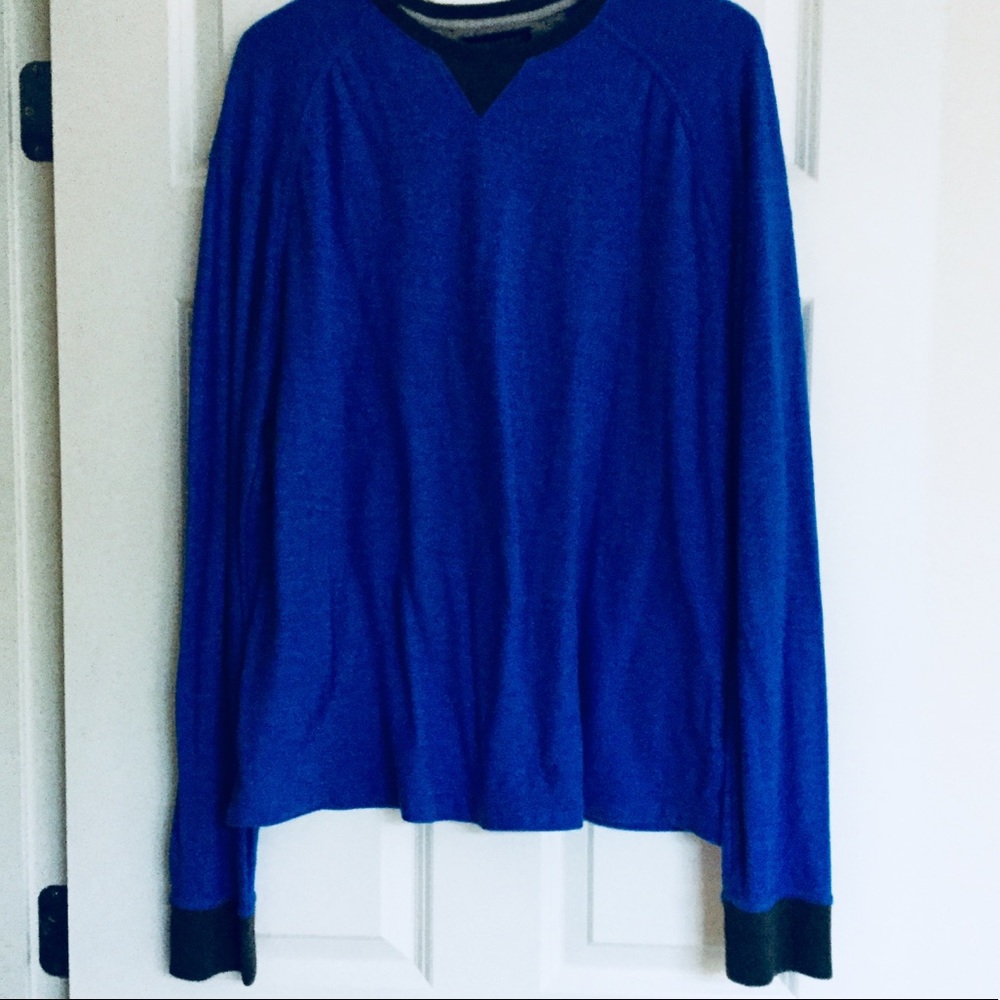 Men’s Banana Republic blue long sleeve